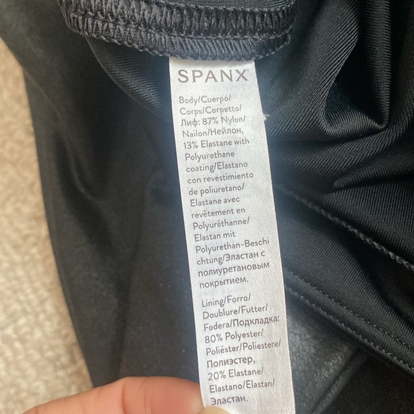 SPANX High Rise Faux Leather Coated Leggings Black Size Small - Picture 11 of 11